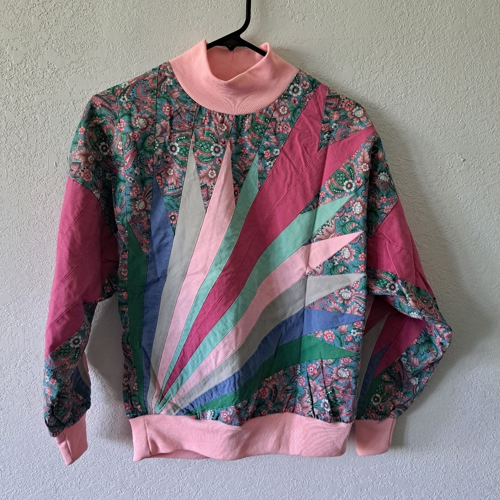 Vintage Turtleneck Sweater Pink Floral